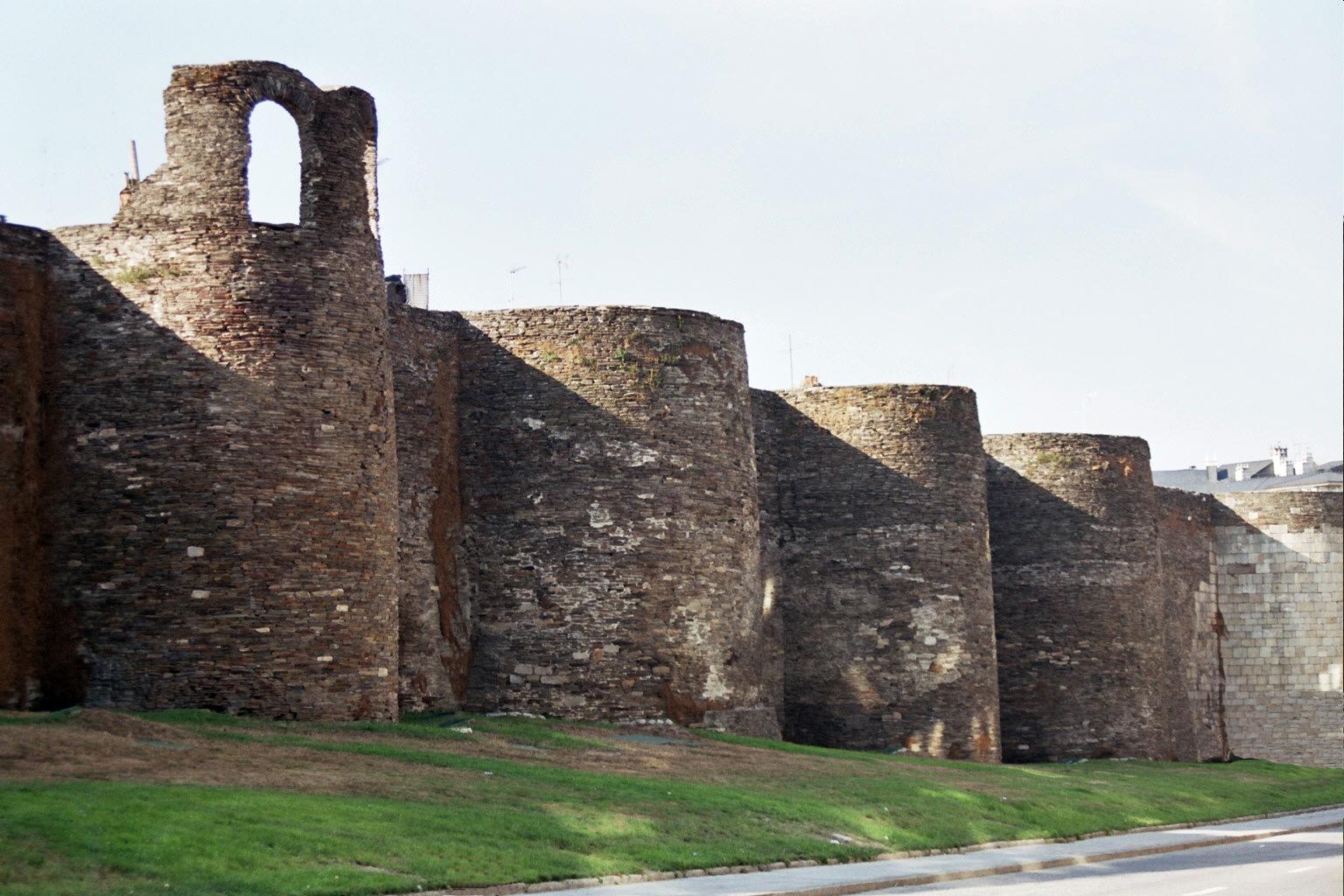 Muralla Romana De Lugo Megaconstrucciones Extreme Engineering Muralla Romana De Lugo Megaconstrucciones Extreme Engineering