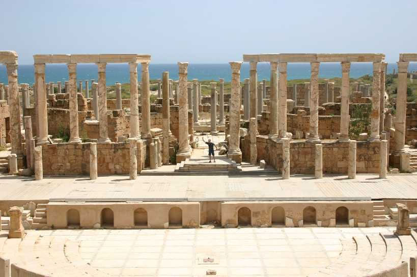Teatro. Leptis Magna 13