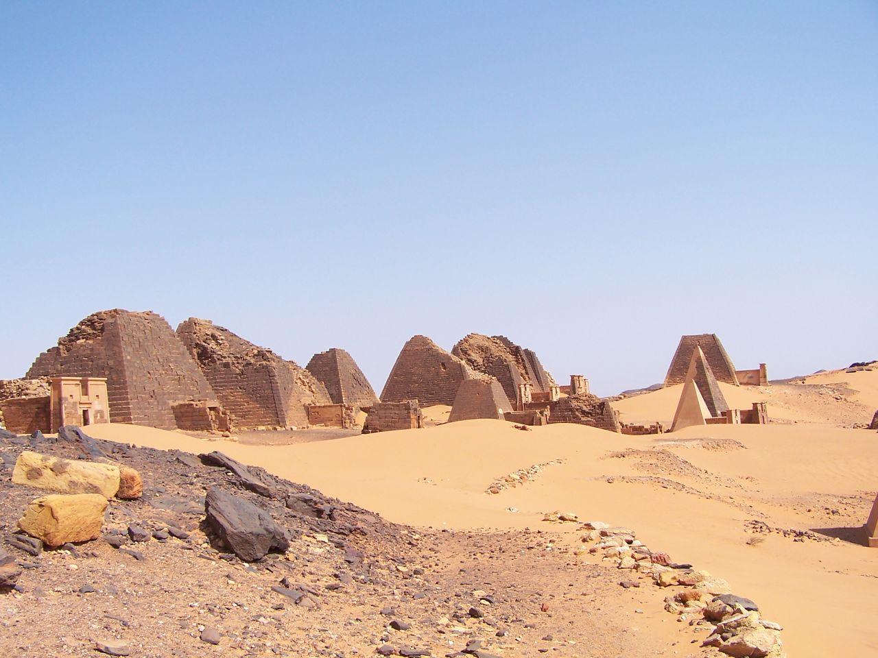 Pirámides de Meroe 6