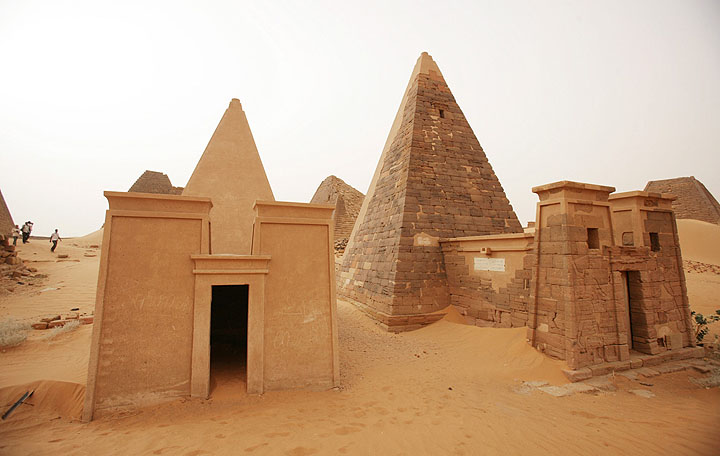 Pirámides de Meroe 7