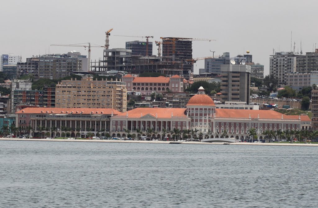 Banco Nacional de Angola. Luanda 29