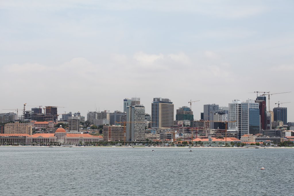 Panorama. Luanda 30