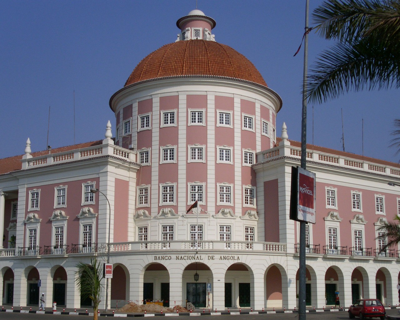 Banco Nacional de Angola. Luanda 31
