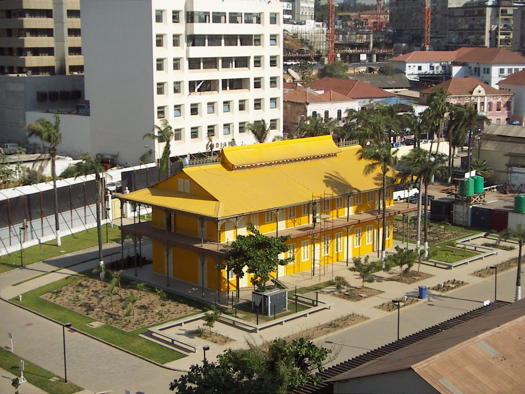 Palácio de Ferro once designed and built by Gustave Eiffel. Luanda 32