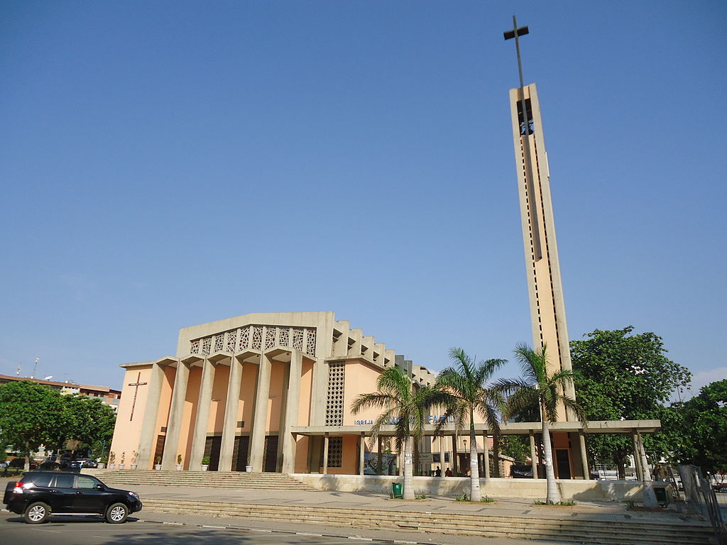 Igreja Sagrada Família, 1968. Luanda 43