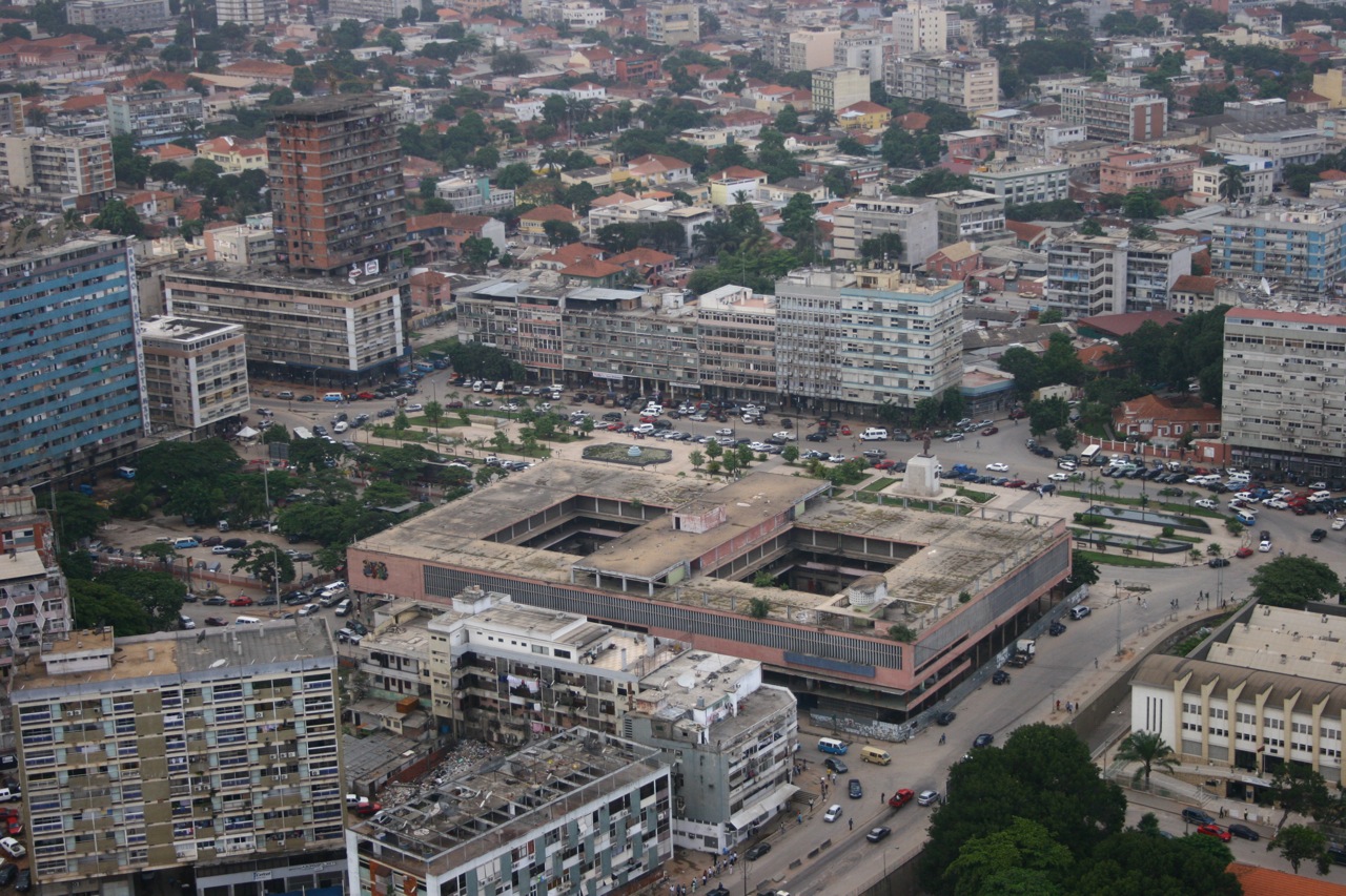 Largo do kinaxixi. Luanda 59