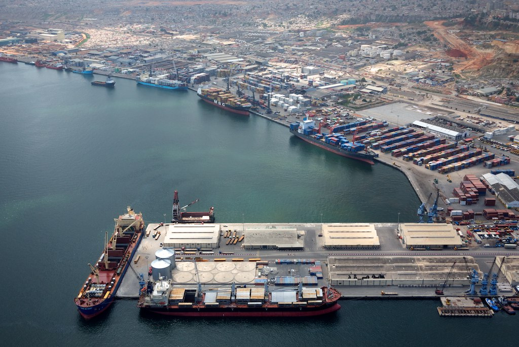 Luanda Angola Shipyards. Luanda 7
