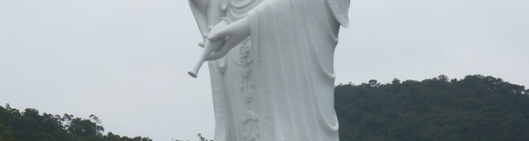 Guanyin statue in Tsz Shan Monastery
