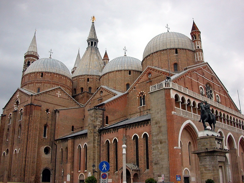 Basílica de San Antonio de Padua - Megaconstrucciones, Extreme Engineering