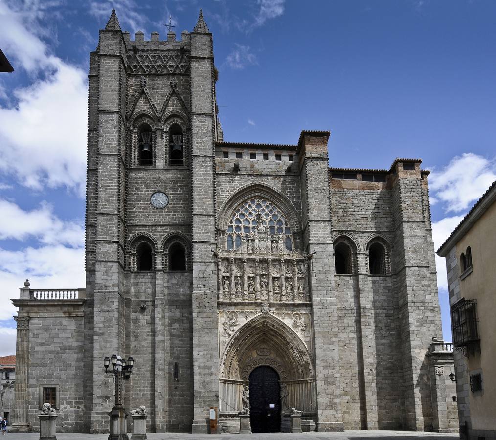 La catedral de Ávila nombrada la mas bonita de España