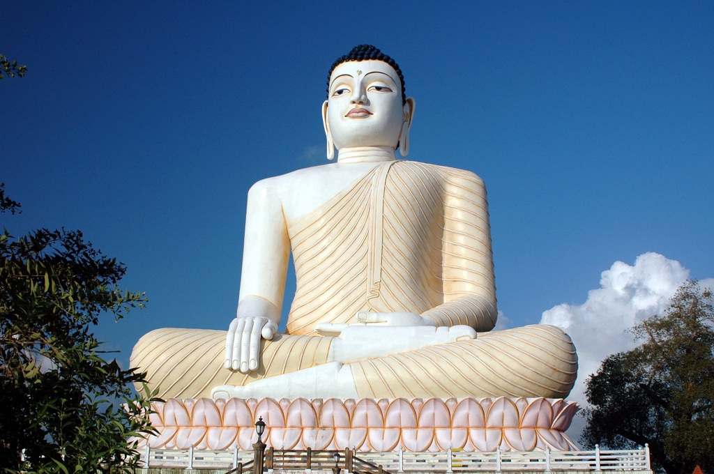 Buda en Aluthgama - Megaconstrucciones, Extreme Engineering