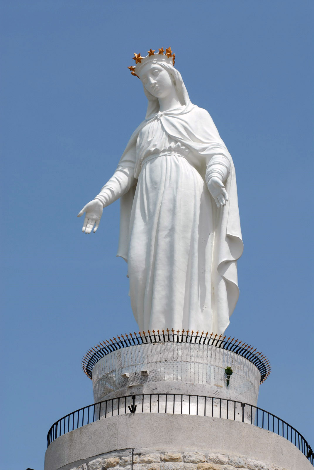 Nuestra Señora del Líbano, Notre Dame du Liban - Megaconstrucciones