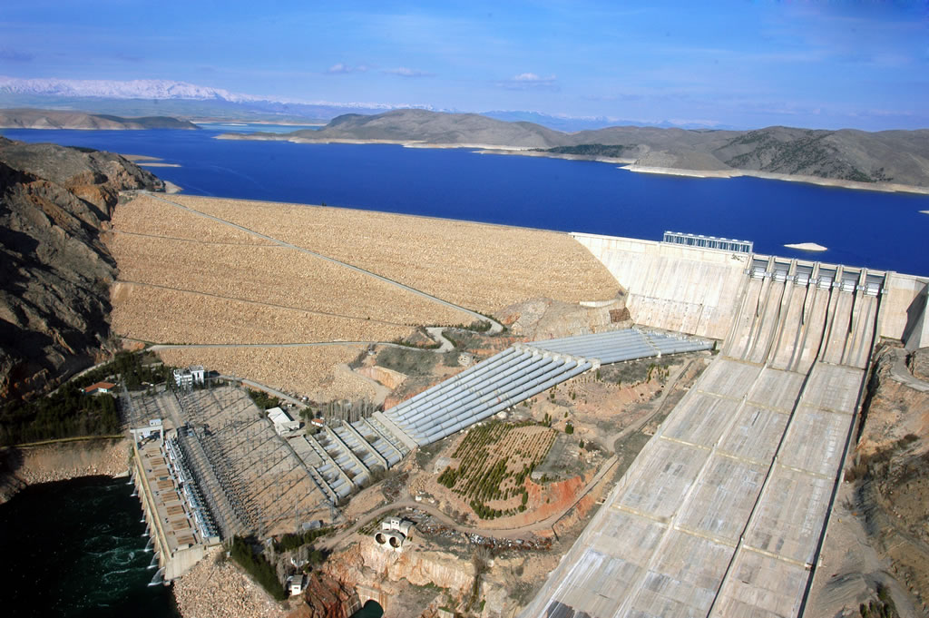 keban-dam-reservoir.jpg