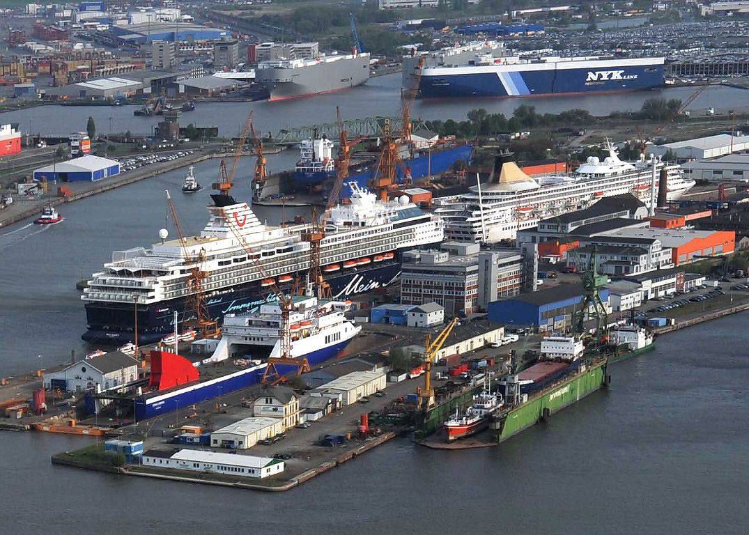Puerto de  Bremen Bremerhaven  Megaconstrucciones Extreme 