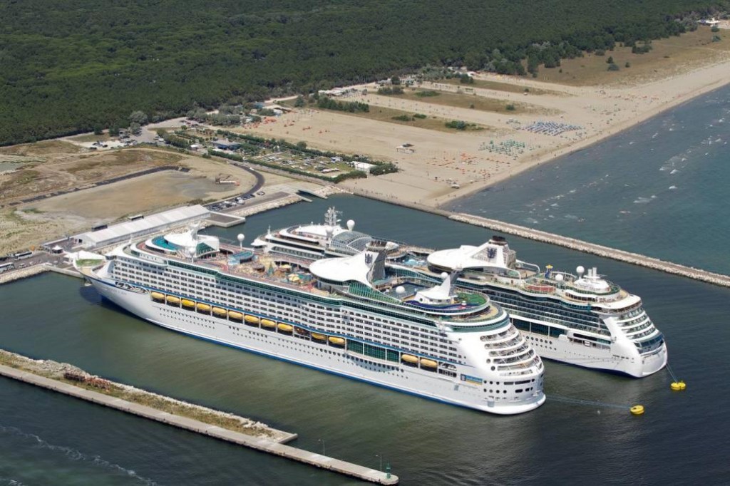 cruise ship terminal ravenna