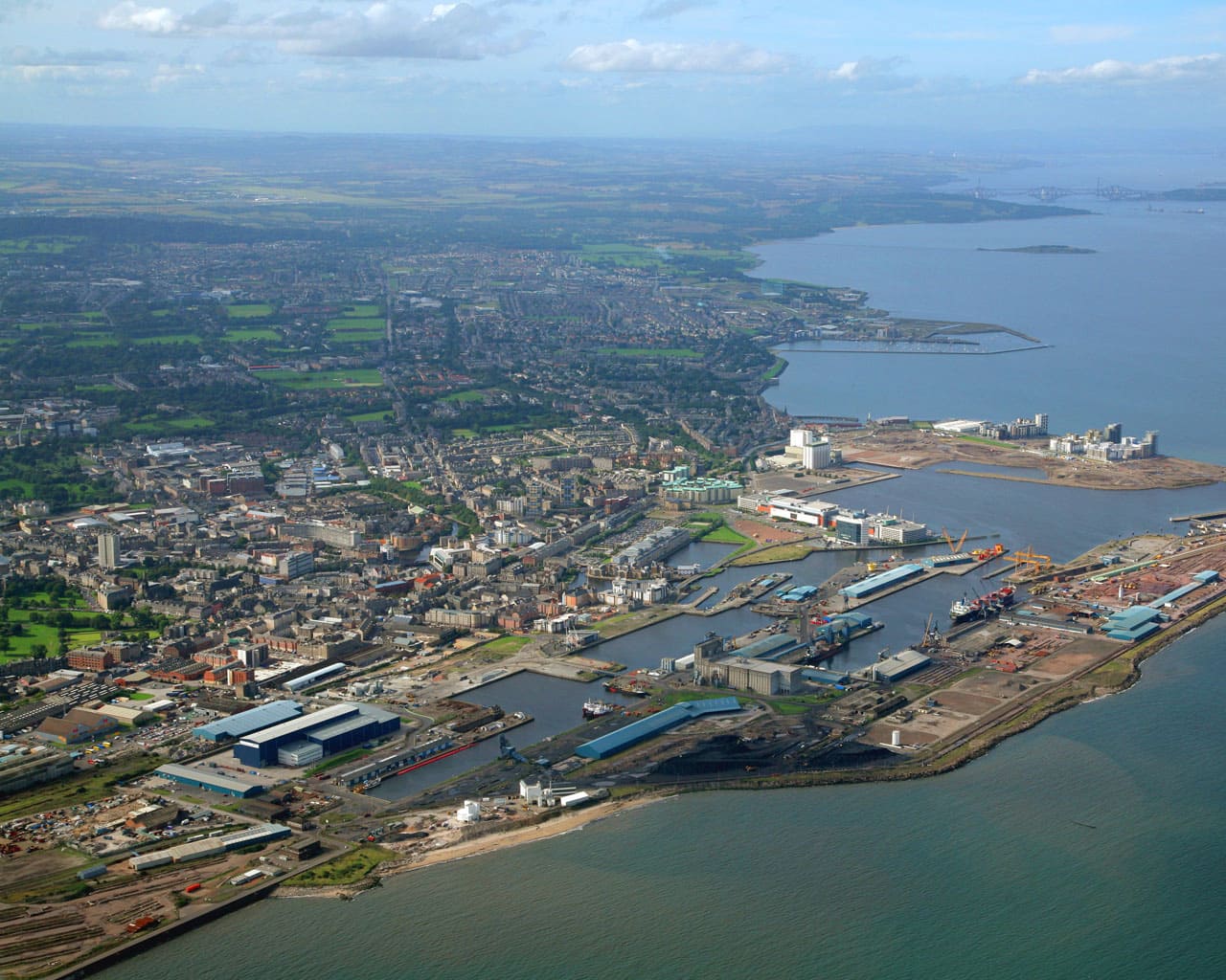 Puerto De Leith Edimburgo Forth Ports Leith Megaconstrucciones 