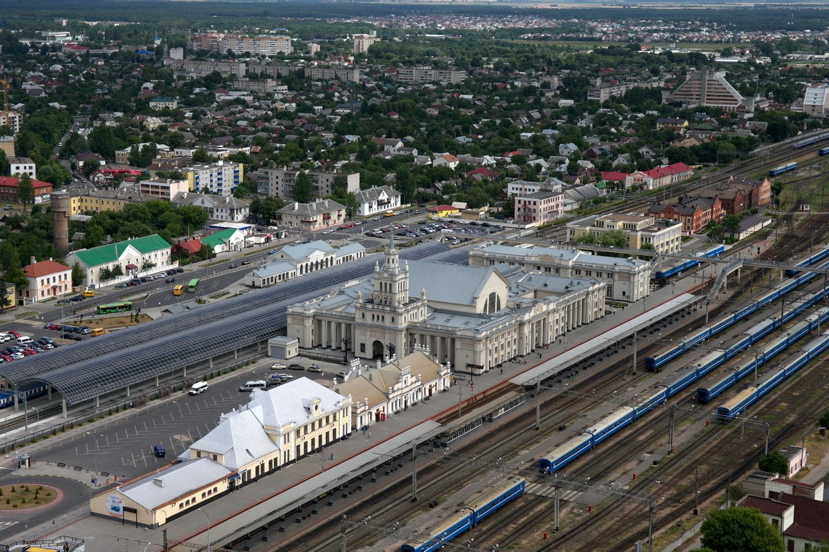 Брестский железнодорожный вокзал