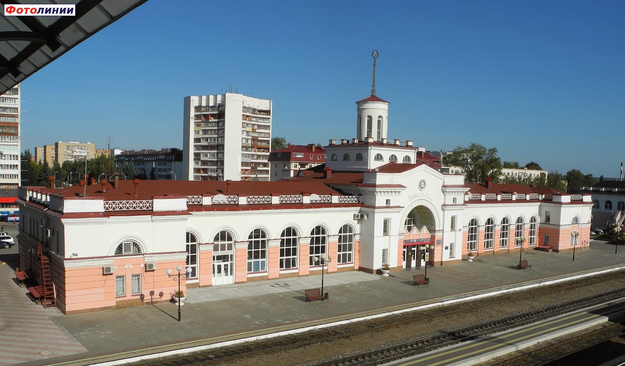 Вокзал йошкар ола телефон. ЖД вокзал Йошкар-Ола. Вокзал Йошкар Ола. Йошкар-Ола (станция). Йошкар-Ола здание вокзала.