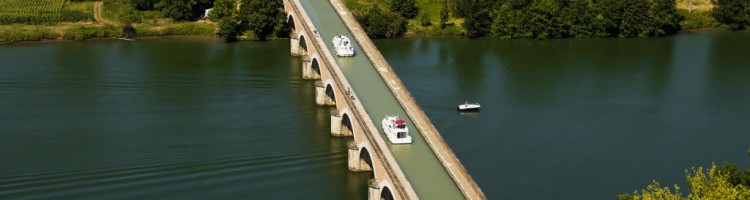 Lateral Canal of the Garonne Lateral Canal of the Garonne
